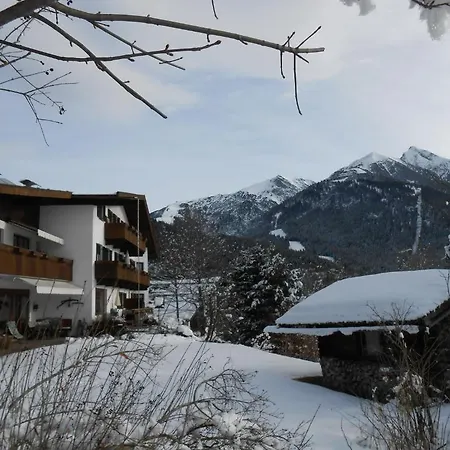 Landhaus Frenes * Seefeld in Tirol