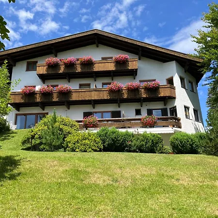 Landhaus Frenes Seefeld in Tirol