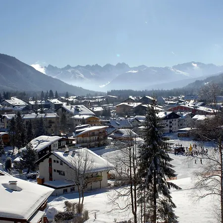 Daire Landhaus Frenes Seefeld in Tirol
